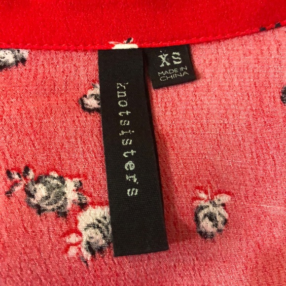 Red top - Picture 2 of 2